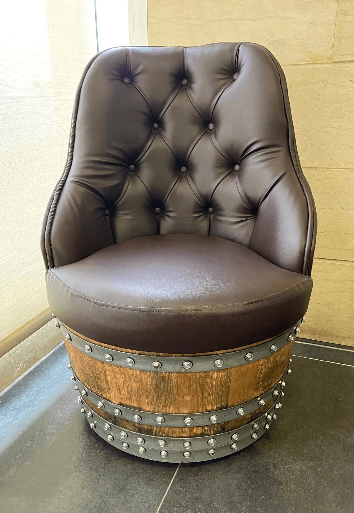 Luxury Captain Barrel Chair – Solid Oak Wine Barrel